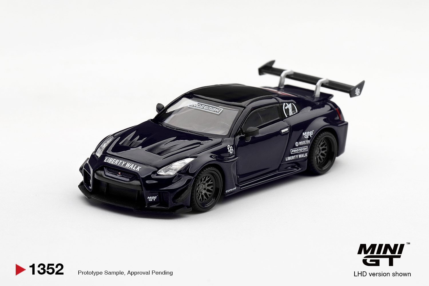 Pré Venda - LB-Silhouette WORKS GT NISSAN 35GT-RR Ver.2 INOZETEK Edition #1352