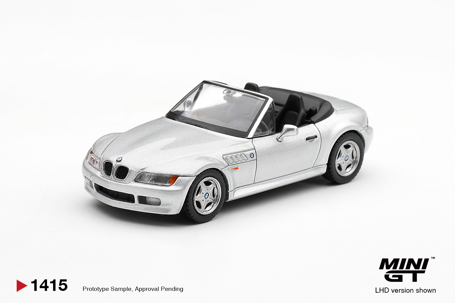 Pré Venda - Mini GT BMW Z3 Titanium Silver #1415