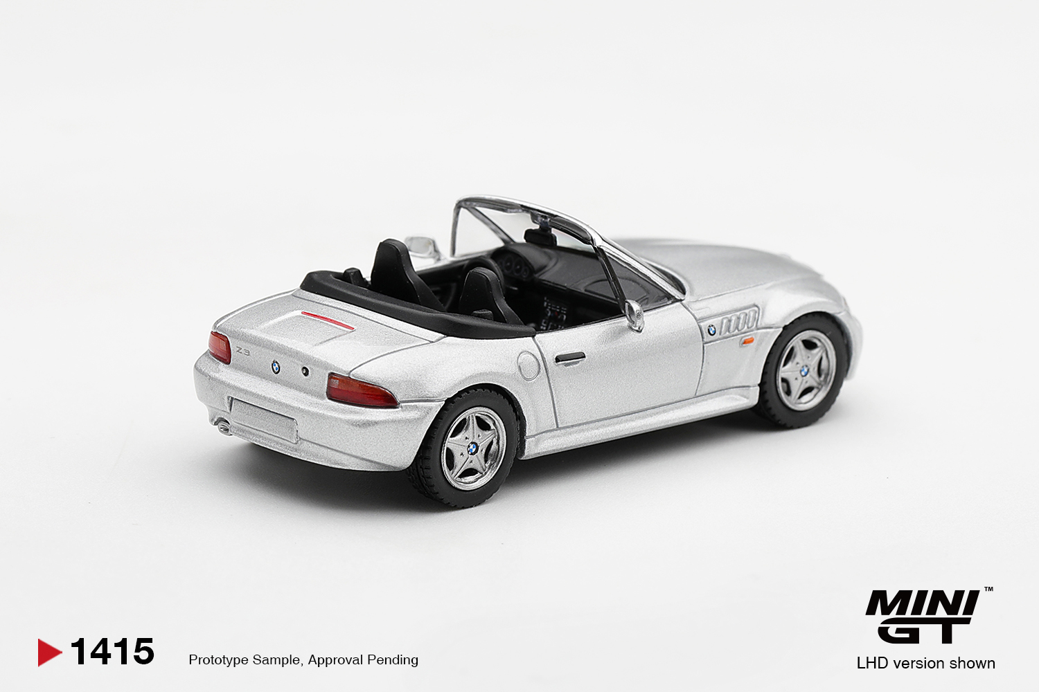 Pré Venda - Mini GT BMW Z3 Titanium Silver #1415